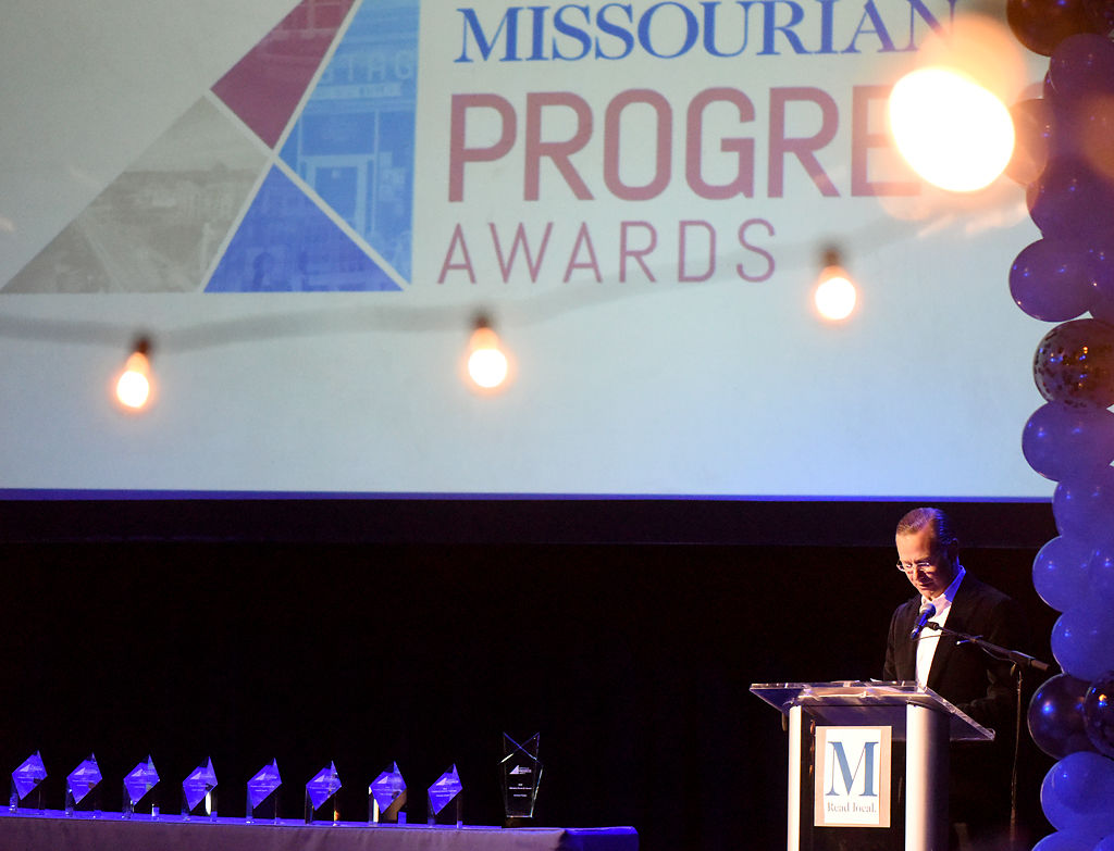 Mayor Brian Treece speaks at the beginning of the award ceremony